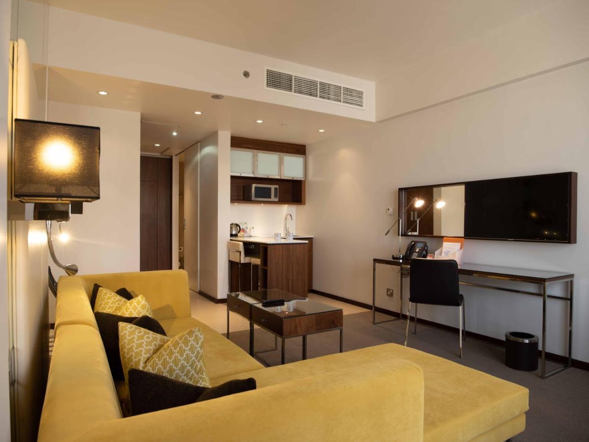 Centro Capital Doha - By Rotana Hotell Exteriör bild