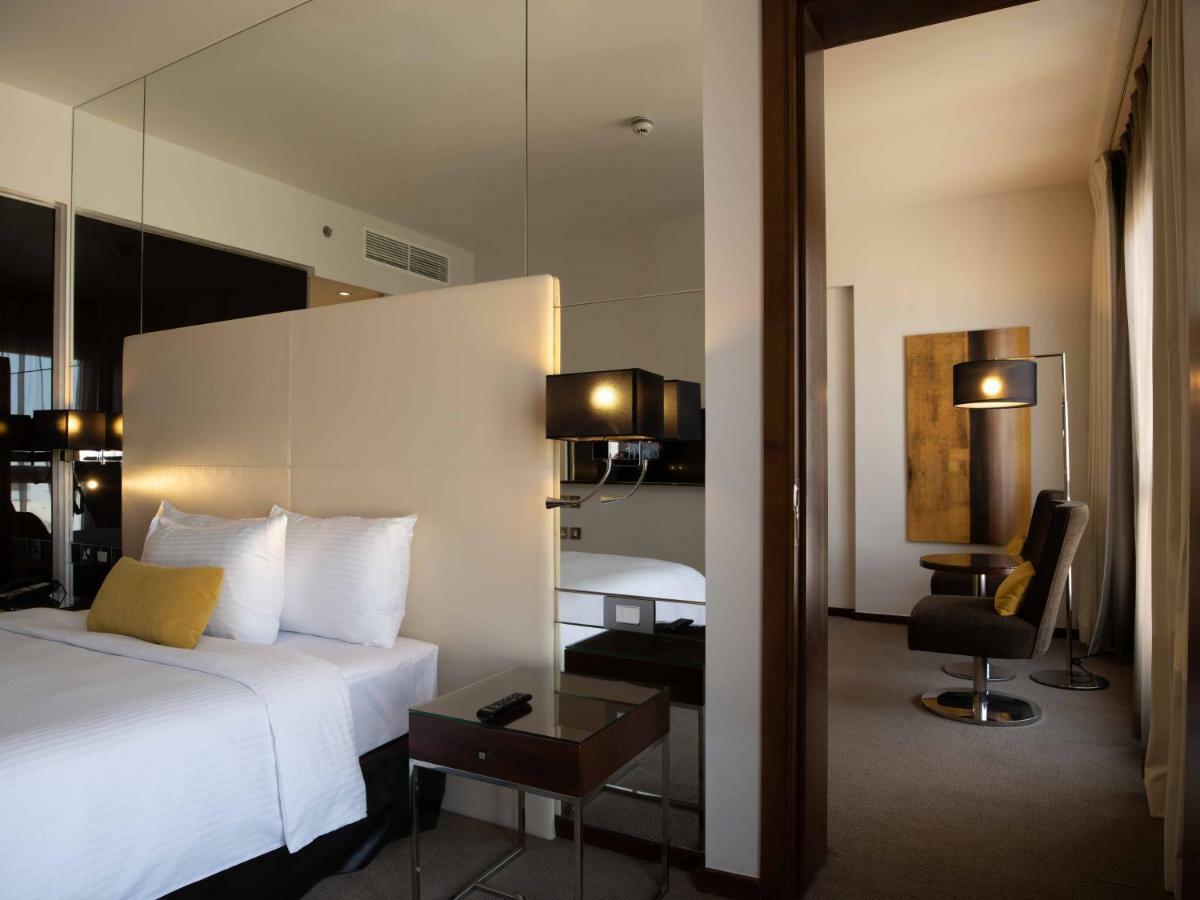Centro Capital Doha - By Rotana Hotell Exteriör bild